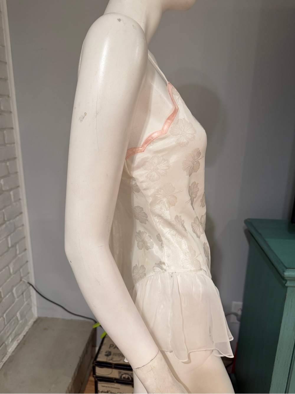 Vintage Gold Label Victoria’s Secret Teddy Bodysuit S Ivory Floral Satin Chiffon - Picture 11 of 13